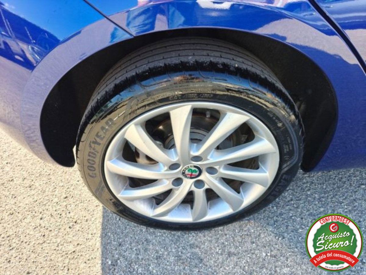 Alfa Romeo Giulietta 1.6 JTDm Super 120cv (20)