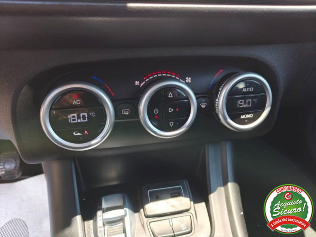 Alfa Romeo Giulietta 1.6 JTDm Super 120cv (15)