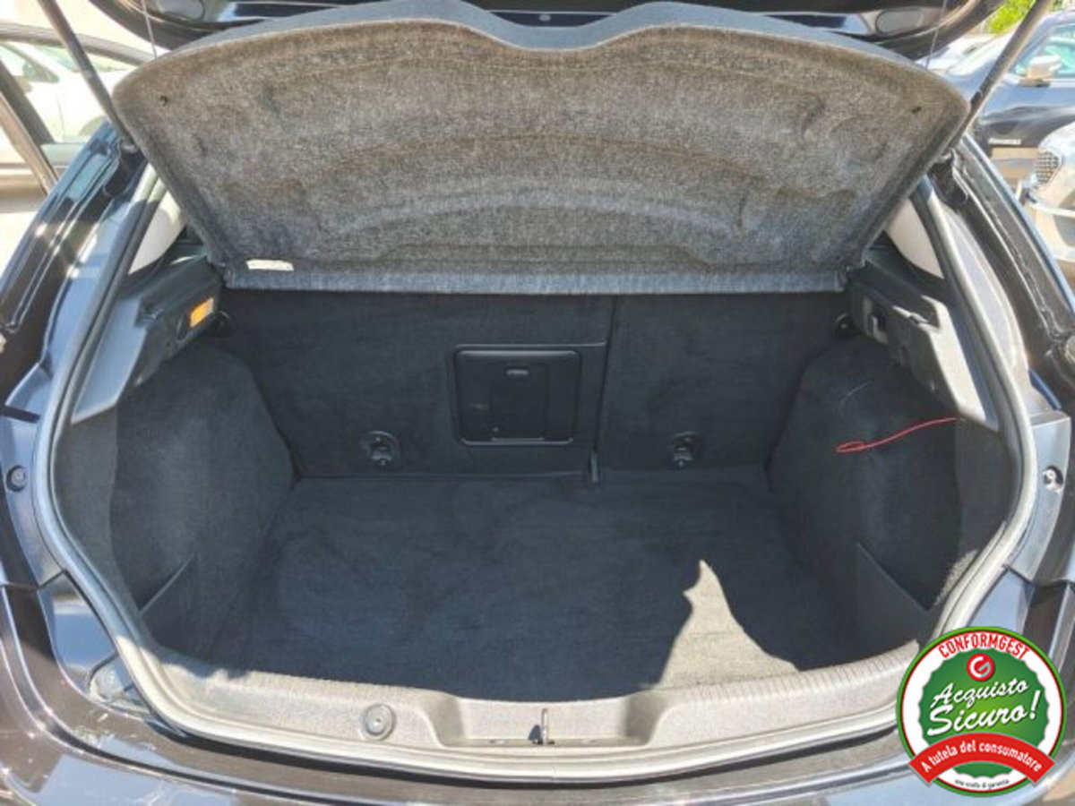 Alfa Romeo Giulietta 1.6 JTDm Super 120cv (19)