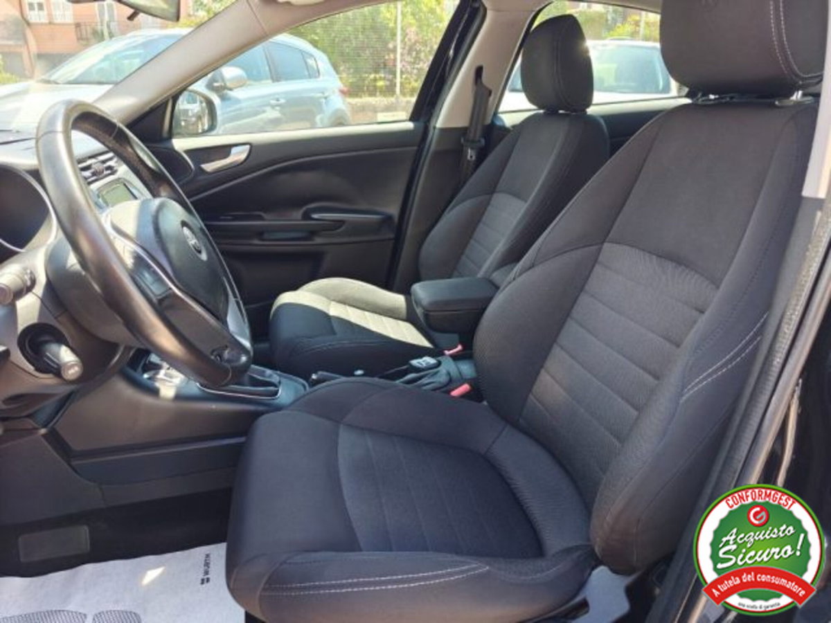 Alfa Romeo Giulietta 1.6 JTDm Super 120cv (8)