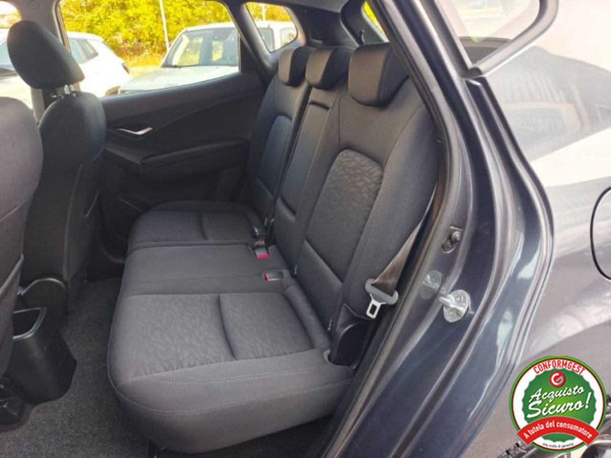Hyundai ix20 1.4 CRDI 90 CV XPossible (9)