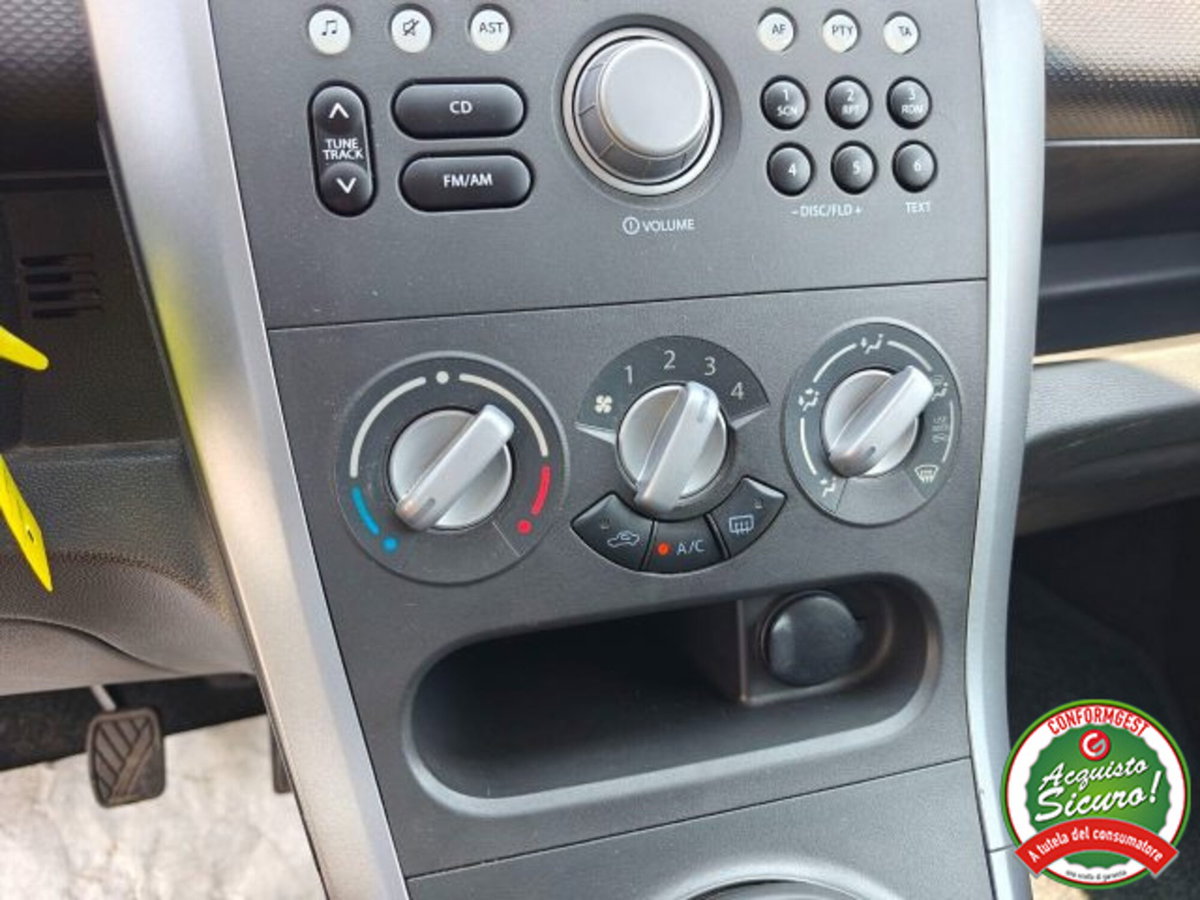 Opel Agila 1.2 16V 94 CV Elective (12)