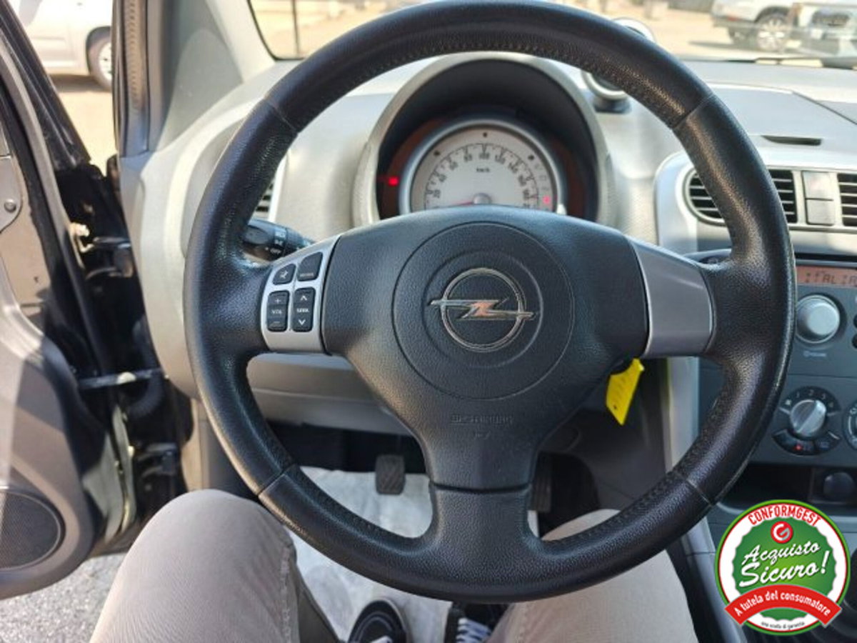 Opel Agila 1.2 16V 94 CV Elective (13)