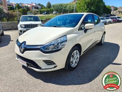 Renault Clio TCe 12V 90 CV GPL 5 porte Moschino Life (2)