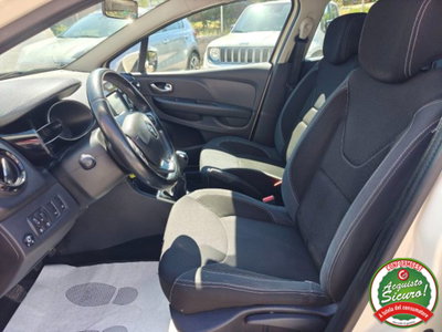 Renault Clio TCe 12V 90 CV GPL 5 porte Moschino Life (8)