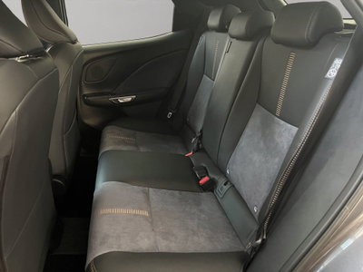 Lexus LBX 1.5 hybrid Cool 2wd (12)