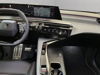 Peugeot 3008 1.2 hybrid GT 145cv e-dcs6 (16)