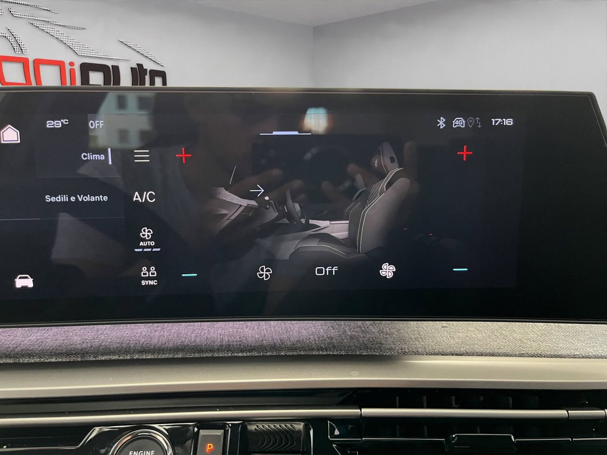 Peugeot 3008 1.2 hybrid GT 145cv e-dcs6 (18)
