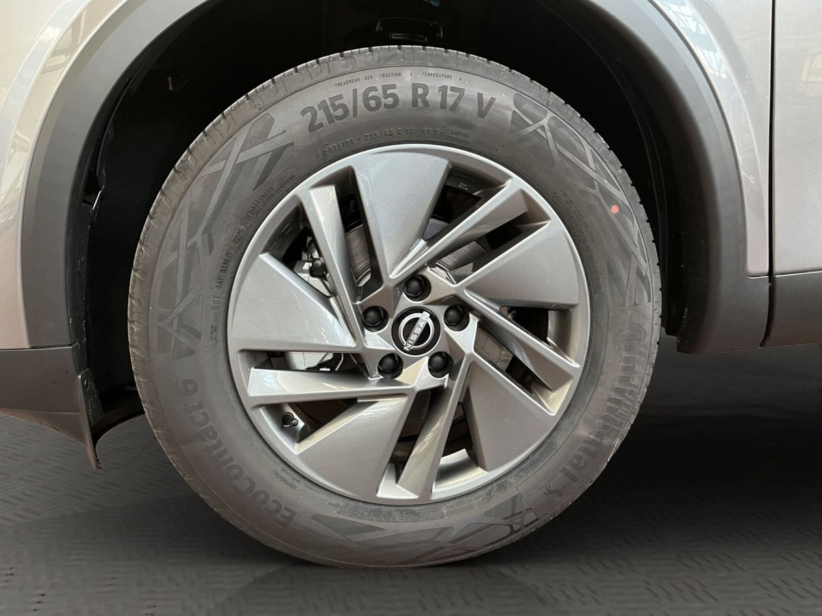 Nissan Qashqai 1.3 mhev Acenta 2wd 140cv (4)