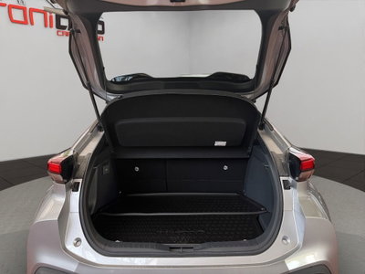 Toyota Toyota C-HR 2.0 phev Trend fwd e-cvt (7)