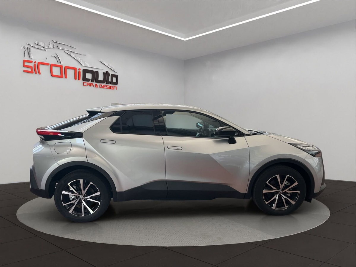 Toyota Toyota C-HR 2.0 phev Trend fwd e-cvt (9)