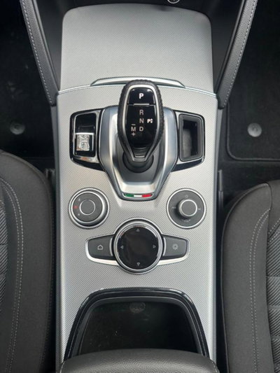 Alfa Romeo Stelvio Stelvio 2.2 Turbodiesel 160 CV AT8 RWD Sprint (14)
