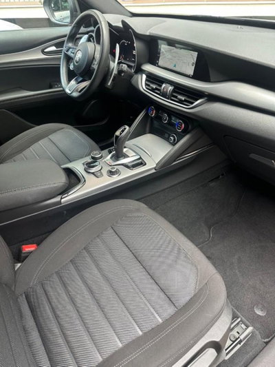 Alfa Romeo Stelvio Stelvio 2.2 Turbodiesel 160 CV AT8 RWD Sprint (17)
