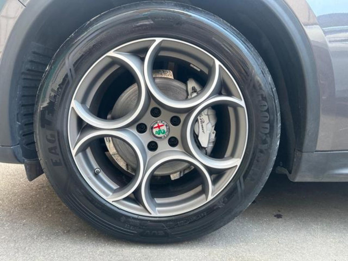 Alfa Romeo Stelvio Stelvio 2.2 Turbodiesel 160 CV AT8 RWD Sprint (7)