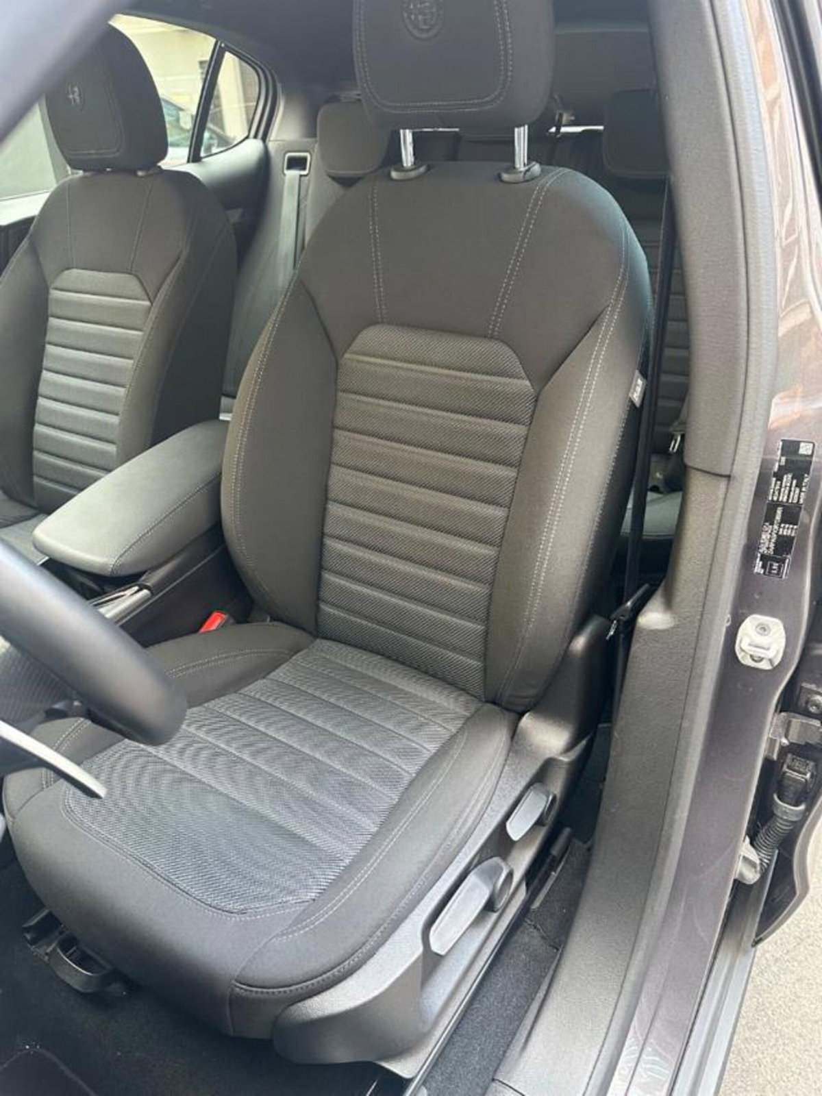 Alfa Romeo Stelvio Stelvio 2.2 Turbodiesel 160 CV AT8 RWD Sprint (8)