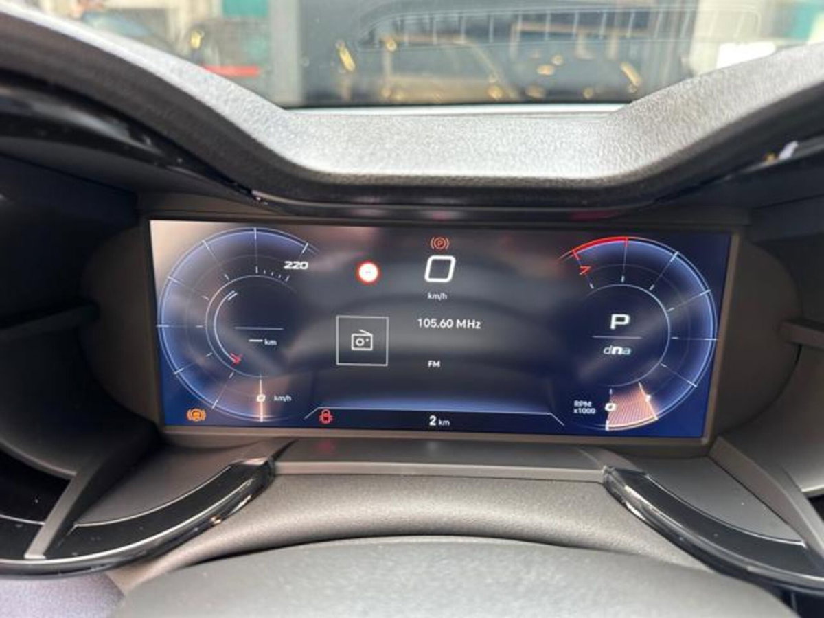 Alfa Romeo Junior 1.2 ibrida 145cv edct6 (10)