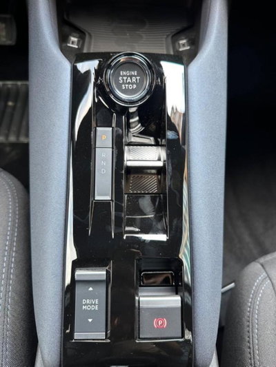 Alfa Romeo Junior 1.2 ibrida 145cv edct6 (13)