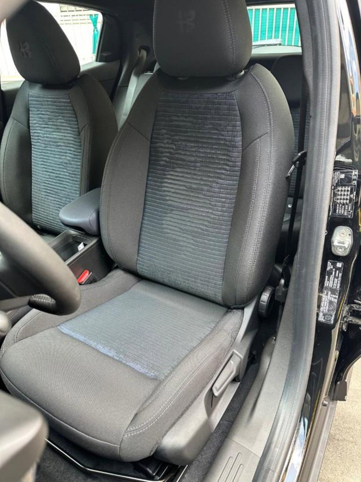 Alfa Romeo Junior 1.2 ibrida 145cv edct6 (14)