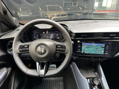 Alfa Romeo Junior 1.2 ibrida Sprint 145cv edct6 (8)