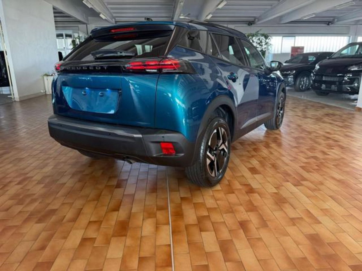 Peugeot 2008 PureTech 100 S&S Allure (5)