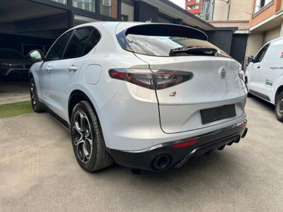 Alfa Romeo Stelvio 2.2 t Veloce Q4 210cv auto (4)