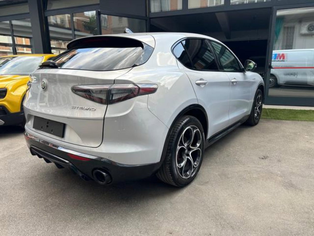 Alfa Romeo Stelvio 2.2 t Veloce Q4 210cv auto (6)