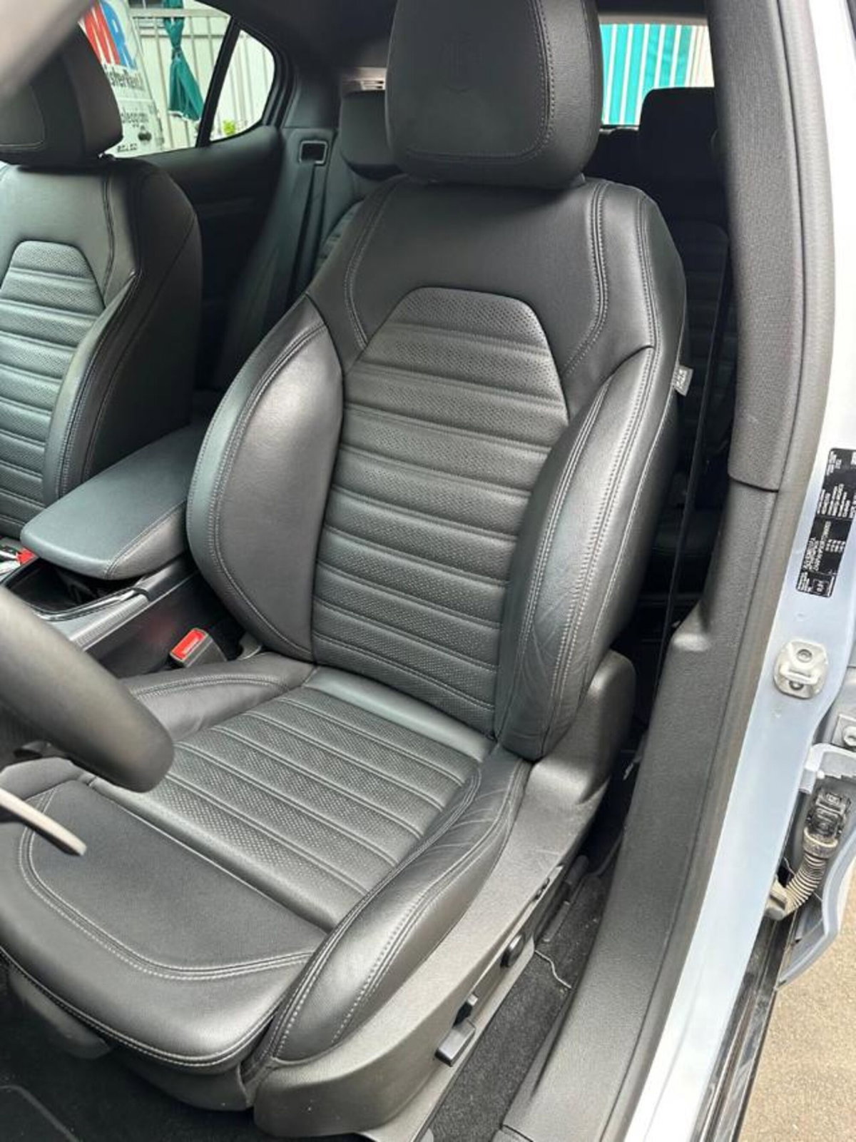 Alfa Romeo Stelvio 2.2 t Veloce Q4 210cv auto (9)