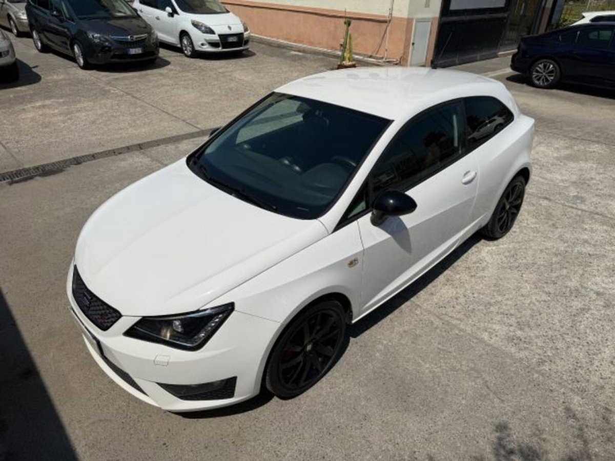 SEAT Ibiza SC 1.4 TDI 105 CV CR S/S 3p. FR (11)