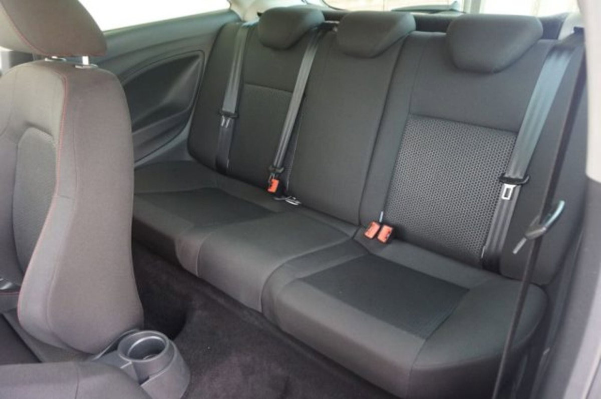SEAT Ibiza SC 1.4 TDI 105 CV CR S/S 3p. FR (20)