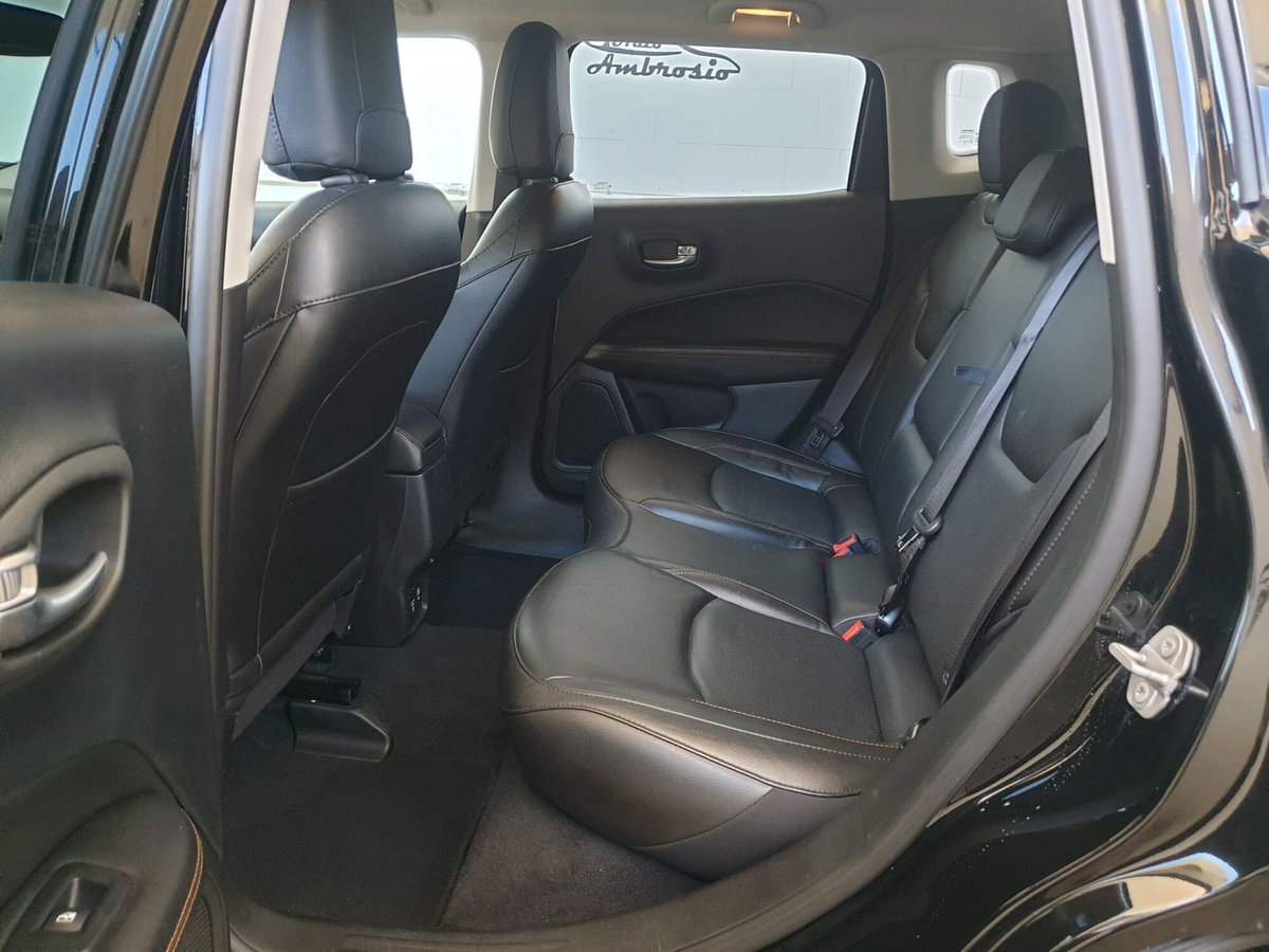 Jeep Compass 1.4 MultiAir 2WD Limited (12)