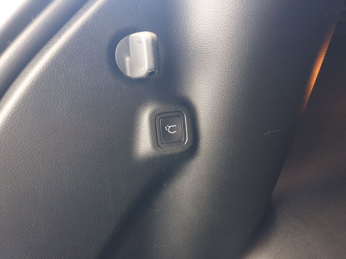 Jeep Compass 1.4 MultiAir 2WD Limited (20)