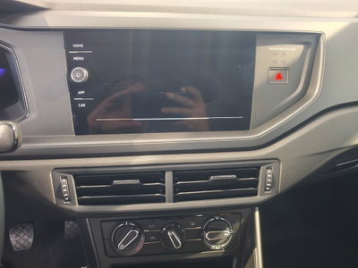 Volkswagen Polo 1.0 Young 80cv (13)