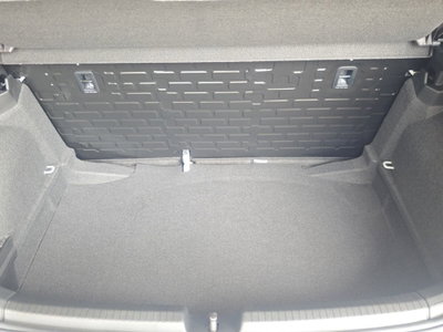 Volkswagen Polo 1.0 Young 80cv (15)