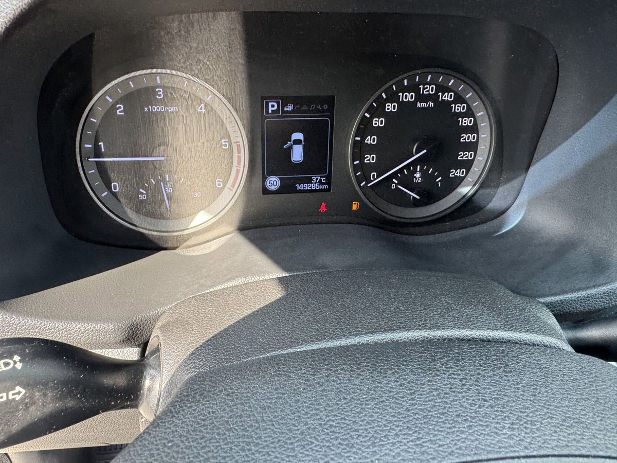 Hyundai Tucson 1.7 CRDi DCT XPlus (11)