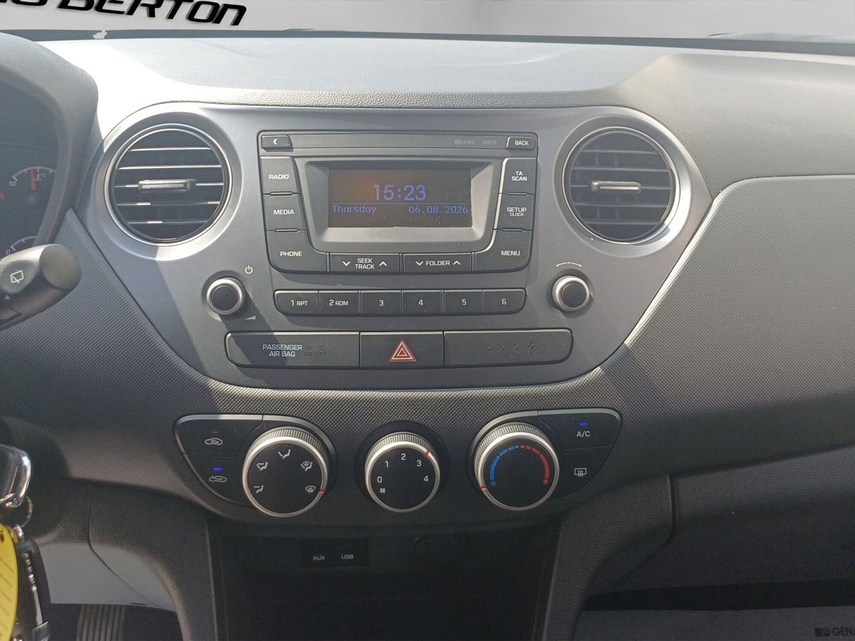 Hyundai i10 1.0 MPI Tech (13)