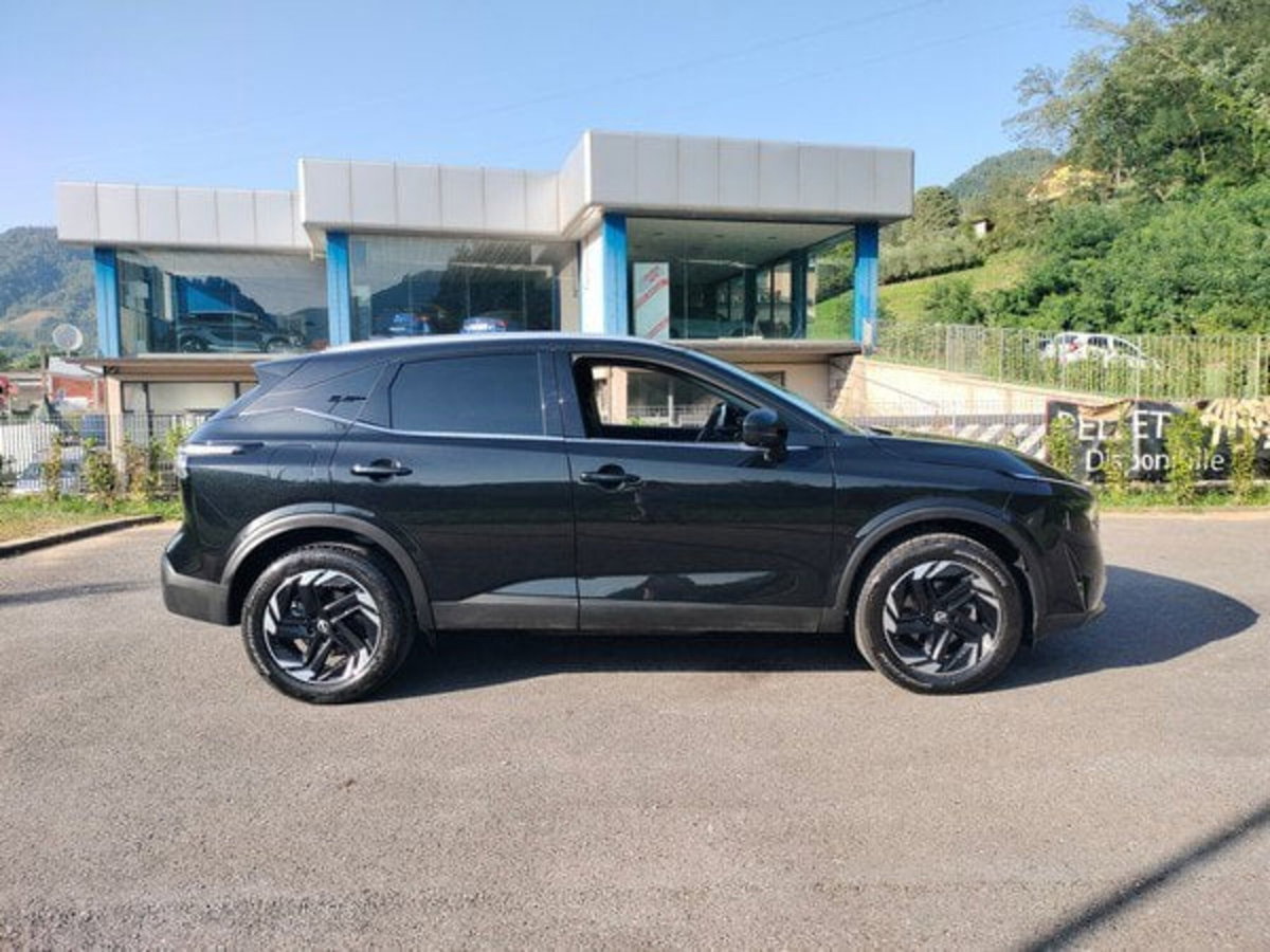 Nissan Qashqai 1.3 mhev N-Connecta 2wd 140cv (4)
