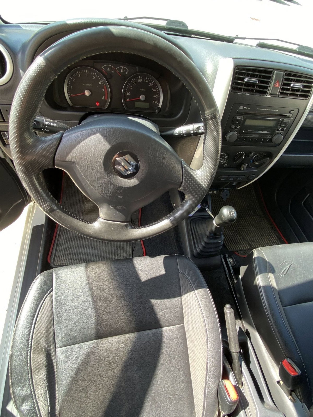 Suzuki Jimny 1.3i 16V cat Cabrio 4WD JLX (11)