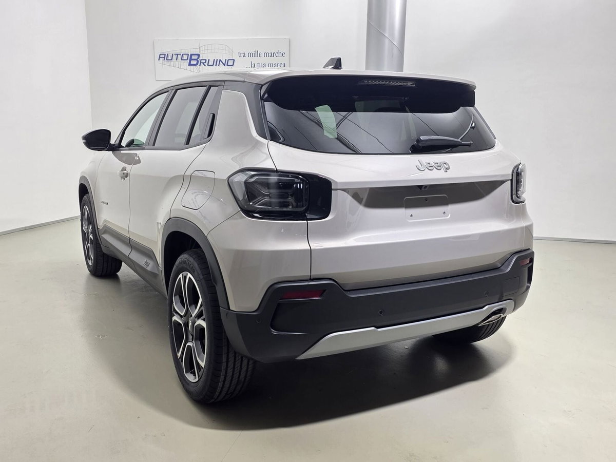 Jeep Avenger 1.2 turbo e-hybrid mhev Summit fwd 110cv edct6 (7)