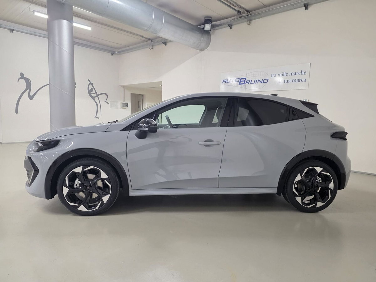 Renault Clio 1.2 tce Techno 115cv (8)