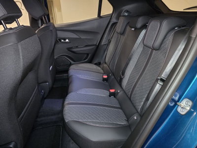 Peugeot 2008 1.2 turbo Allure 100cv (10)