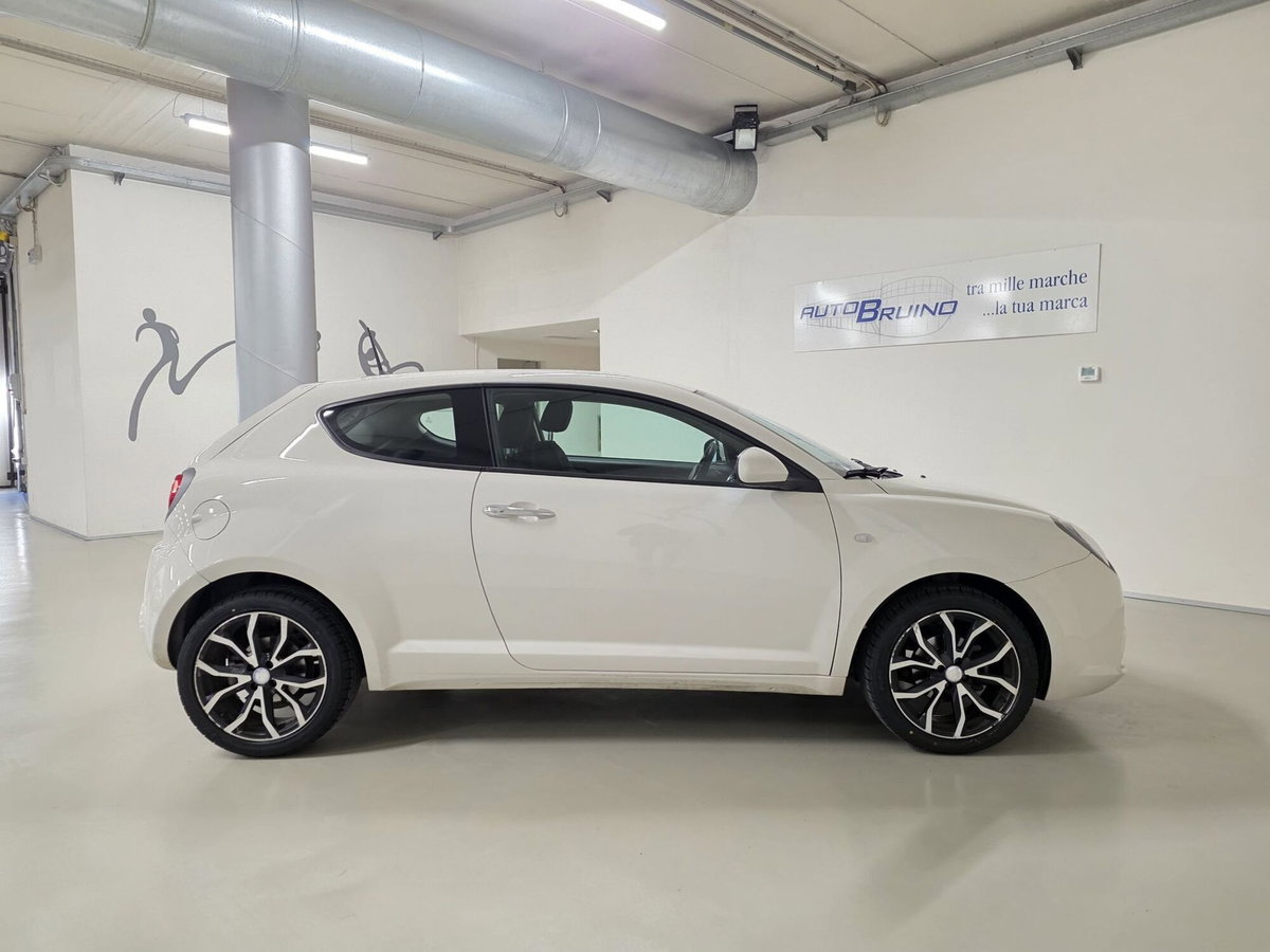 Alfa Romeo MiTo 1.4 70 CV 8V Impression (4)