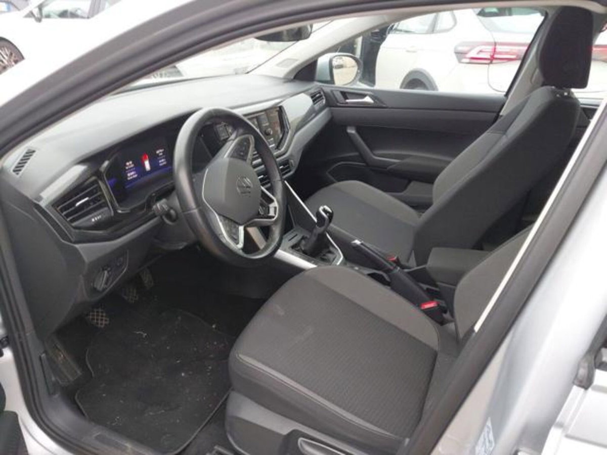 Volkswagen Taigo 1.0 tsi Life 95cv (10)