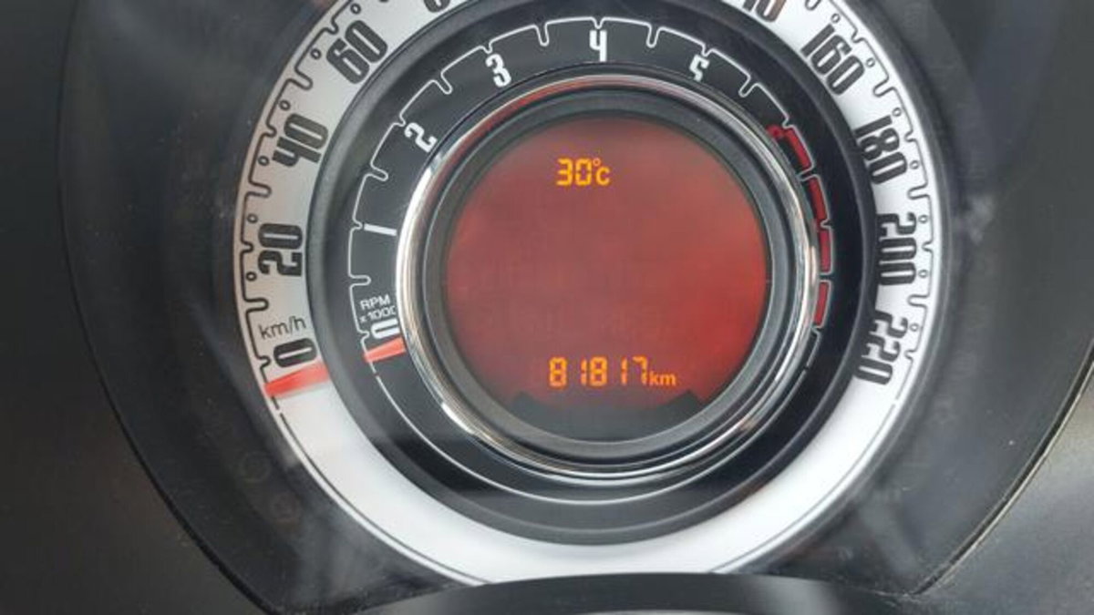 Fiat 500 1.0 Hybrid Cult (13)