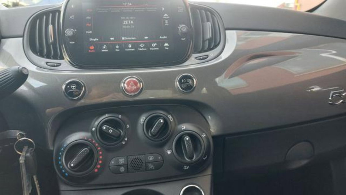 Fiat 500 1.0 Hybrid Cult (9)