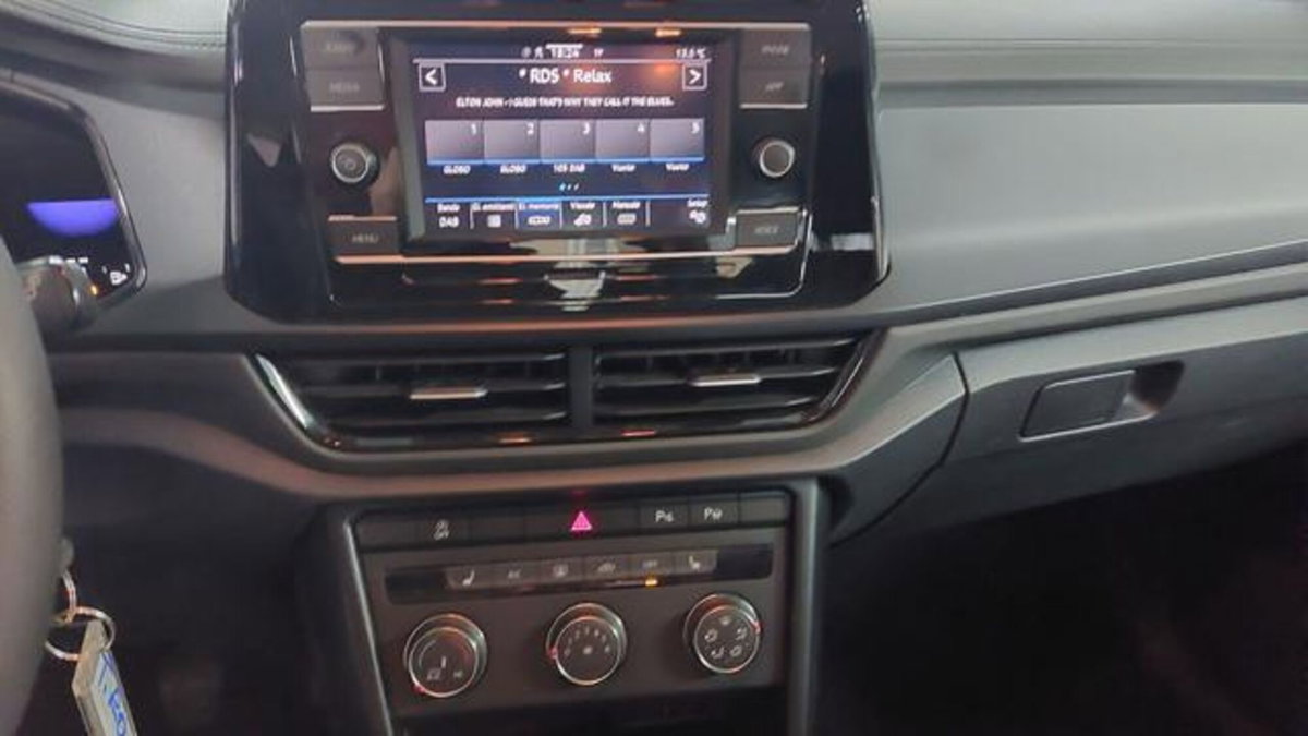 Volkswagen T-Roc 1.0 TSI Life (15)