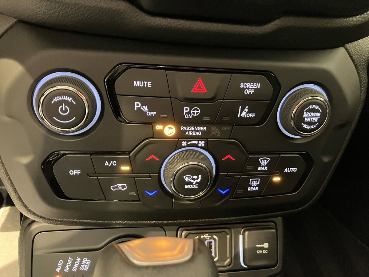 Jeep Renegade 1.3 t4 phev North Star 4xe at6 (10)