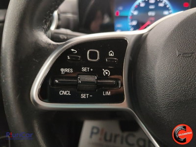 Mercedes-Benz Classe A Sedan 180 d AMG Line Premium Plus auto (18)