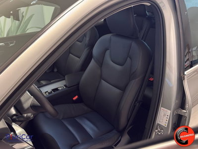 Volvo XC60 B5 (d) AWD automatico Ultimate Bright (3)