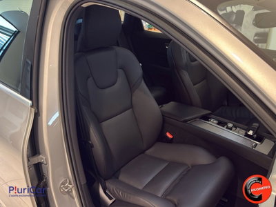 Volvo XC60 B5 (d) AWD automatico Ultimate Bright (5)