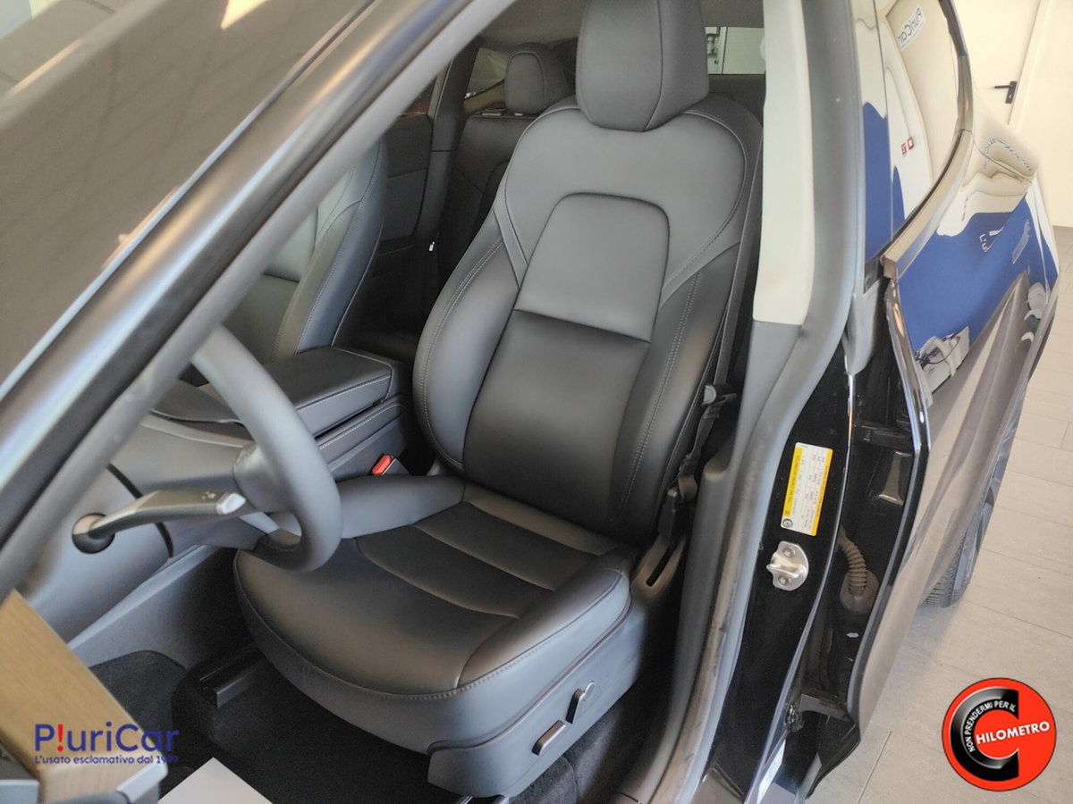 Tesla Model Y Long Range Dual Motor awd (4)